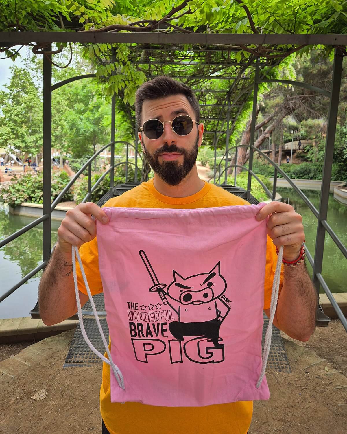 WONDERFUL PIG BACKPACK