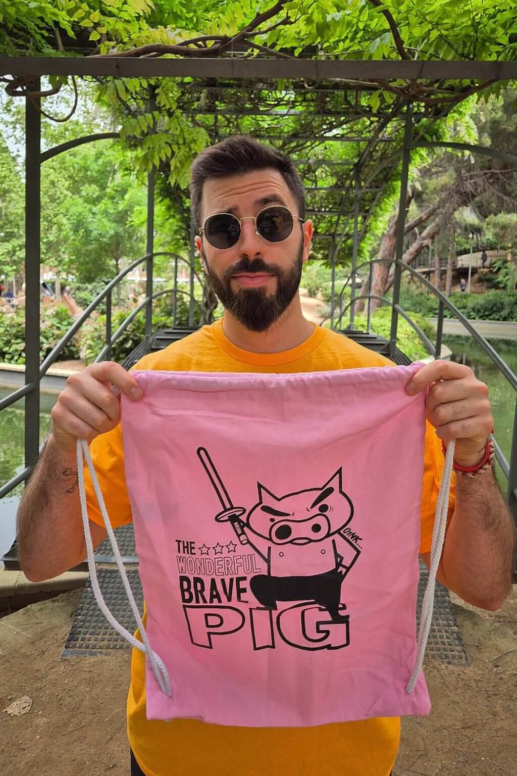 WONDERFUL PIG BACKPACK