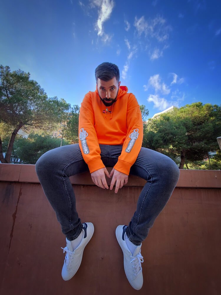 SWEATSHIRT BLOODY SAW