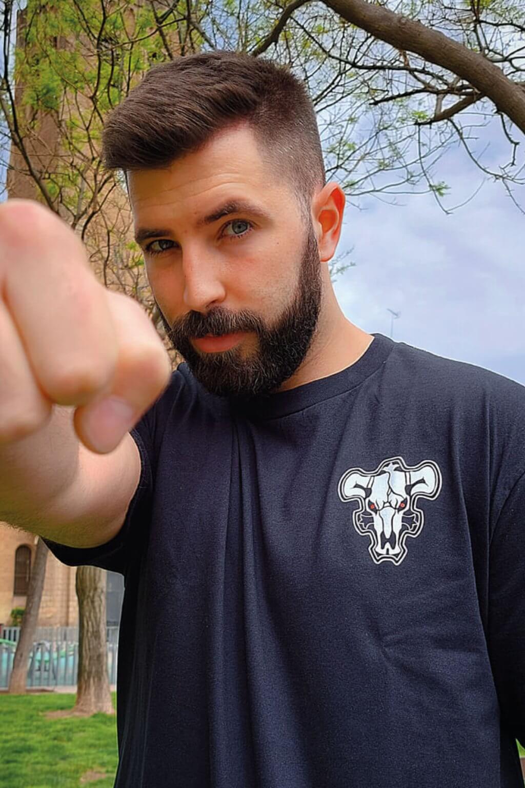 CAMISETA BLACK BULL MAGIC