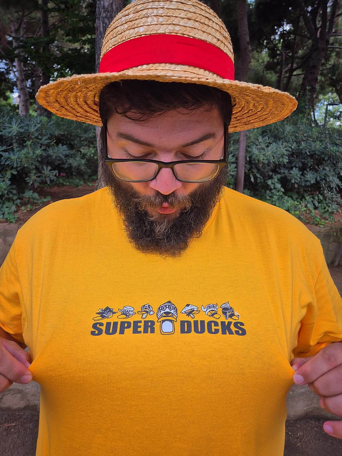 SUPER DUCKS T-SHIRT