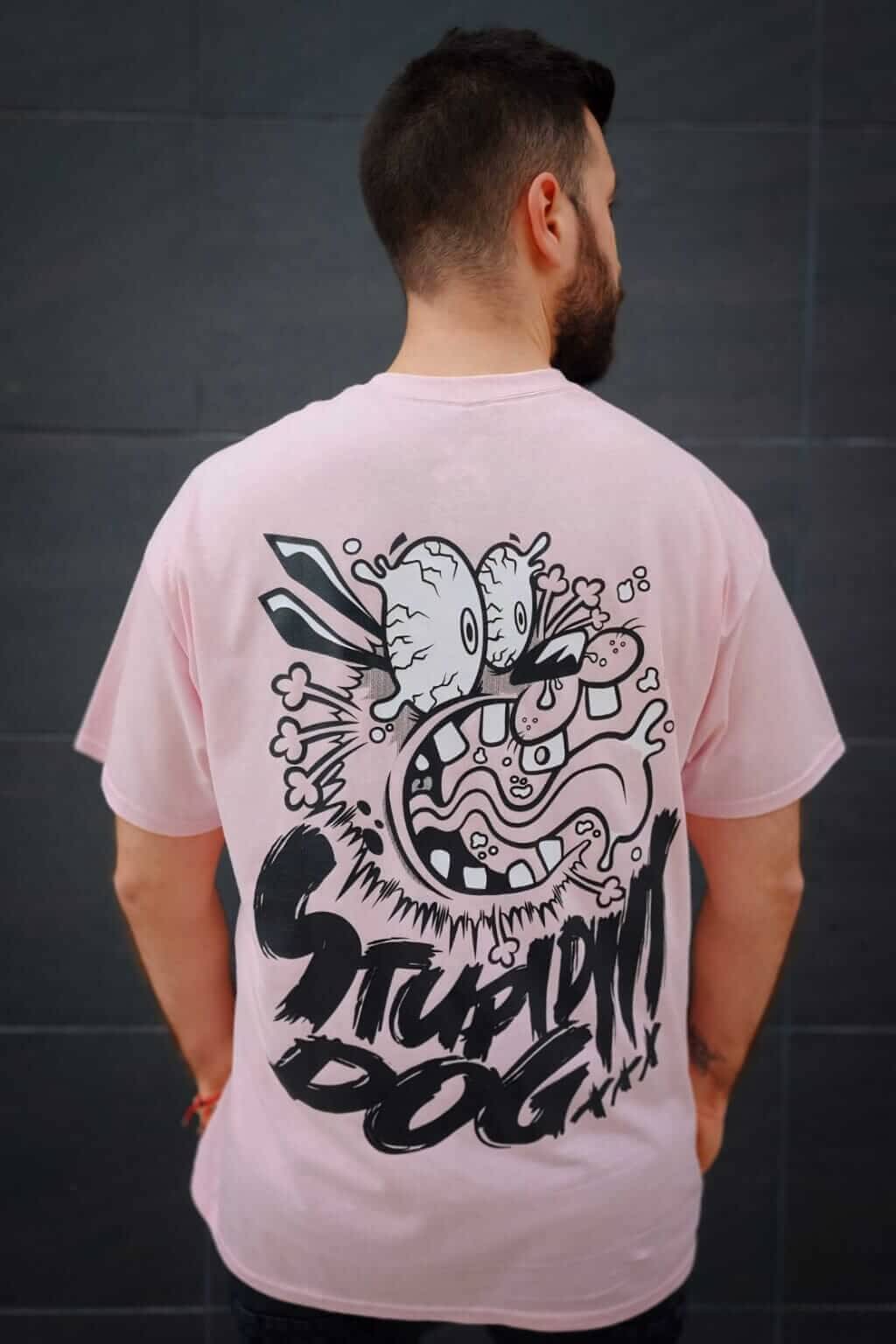 CAMISETA + PEGATINA STUPID DOG 