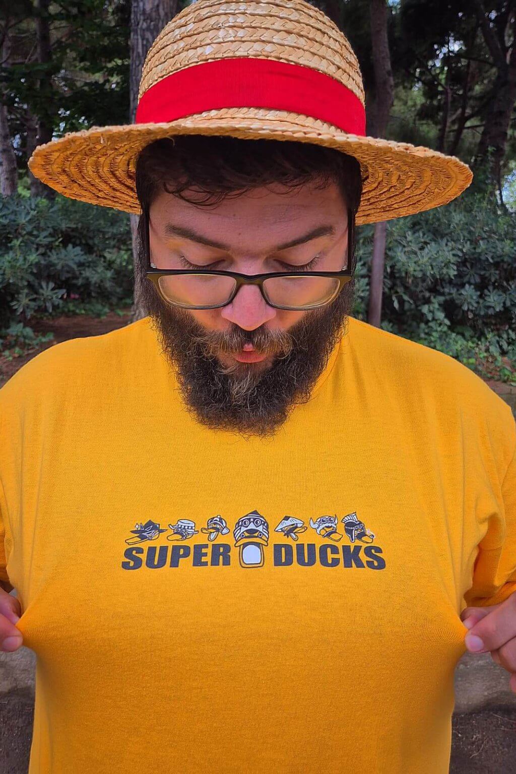 SUPER DUCKS T-SHIRT