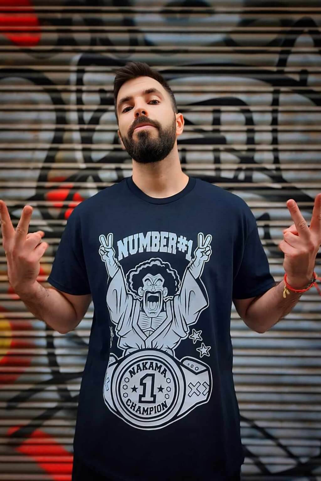 T-SHIRT + BOUTEILLE THE STRONGEST HUMAN