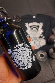 THE STRONGEST HUMAN T-SHIRT + FLASCHE