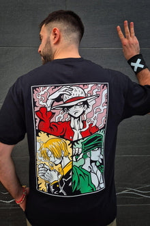 THREE LEGENDS T-SHIRT
