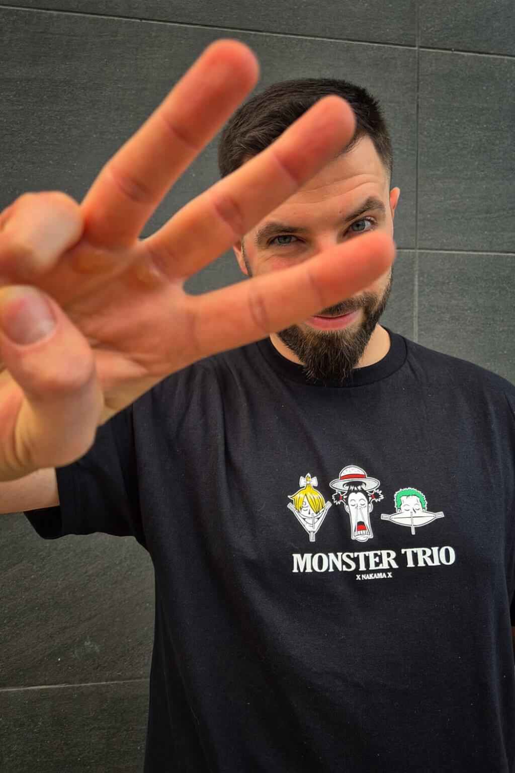 T-SHIRT THREE LEGENDS