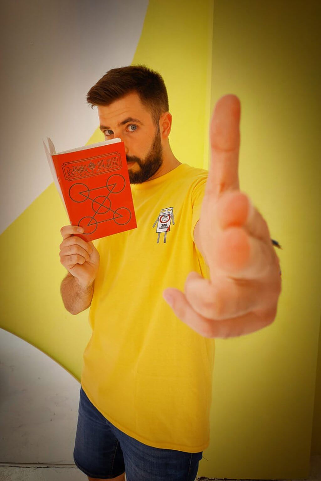 THUNDER KING T-SHIRT + BOOK